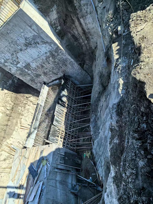 ˮ����ˮ�����ڣ��������̽�������